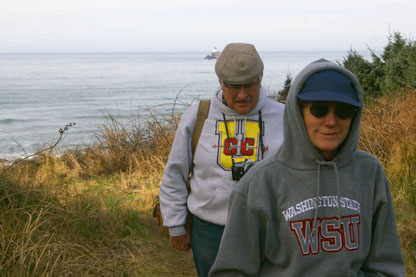 momnpop Mom, Dad, and Tillamook lighthouse <br> (now you know where I picked up the photography thing)